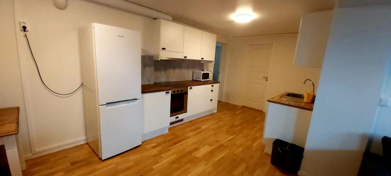 Aurora Rooms In Shared Apartment Nr2 We Are Doing Privet Northen Lights Trips, Reindeer Trip And Fjord Sommaroy Trip Tromsø Buitenkant foto